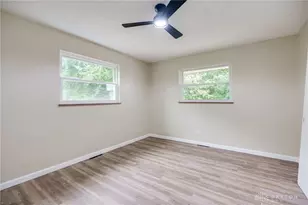 190 Oakridge Dr, Springfield, OH 45504 - Photo 17