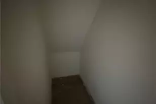 324 E Elm St, Bradford, OH 45308 - Photo 17