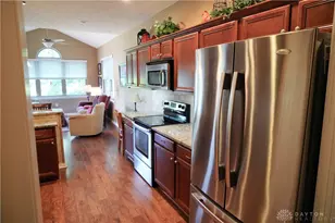 827 Foxfire Trail, Vandalia, OH 45377 - Photo 3