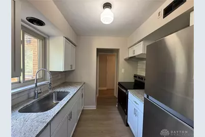 2366 S Patterson Boulevard #9, Dayton, OH 45409 - Photo 5