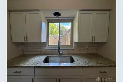 2366 S Patterson Boulevard #9, Dayton, OH 45409 - Photo 7