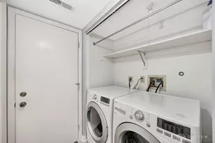 8472 McEwen Rd, Dayton, OH 45458 - Photo 19