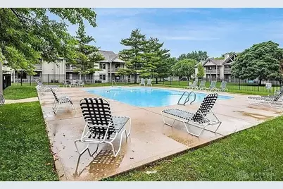 2744 Greystone Drive #E, Columbus, OH 43220 - Photo 7