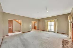 1697 Krucker Rd, Hamilton, OH 45013 - Photo 7