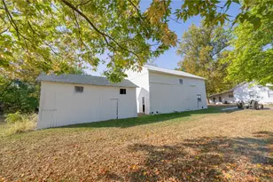 2294 E 40 US, Lewisburg, OH 45338 - Photo 5