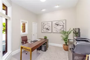 1384 Courtyard Pl, Dayton, OH 45458 - Photo 9