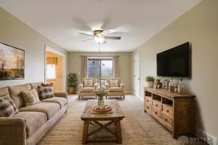 1818 Kathy Ln, Miamisburg, OH 45342 - Photo 17