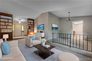 2006 Washington Creek Ln, Washington Twp, OH 45458 - Photo 3