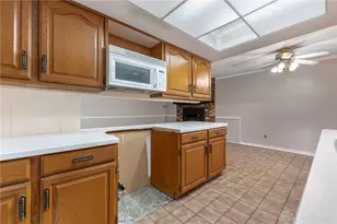 2006 Washington Creek Ln, Washington Twp, OH 45458 - Photo 9