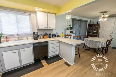 3154 Sherwood Park Drive, Springfield, OH 45505 - Photo 9