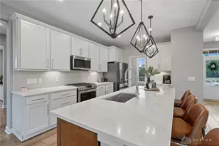 719 Harvest Ln, Dayton, OH 45458 - Photo 11