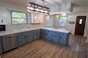 5526 Red Coach Rd, Dayton, OH 45429 - Photo 9