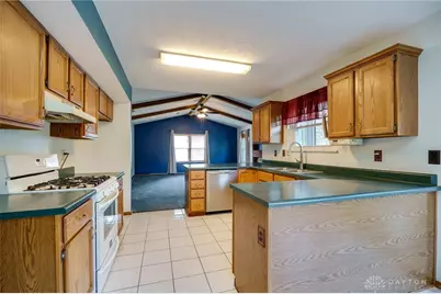 8930 Century Lane, Dayton, OH 45424 - Photo 15