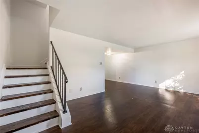 2113 Wellington Court, Fairborn, OH 45324 - Photo 3