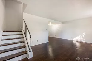 2113 Wellington Ct, Fairborn, OH 45324 - Photo 3