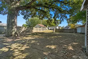 327 Miami St, Piqua, OH 45356 - Photo 39