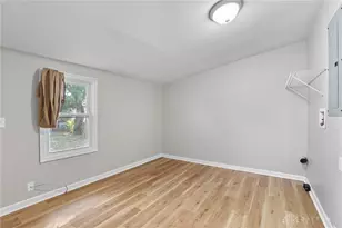 327 Miami St, Piqua, OH 45356 - Photo 17