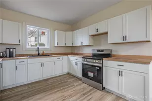 280 S Charleston Rd, Jamestown Vlg, OH 45335 - Photo 13