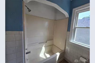 934 Weng Avenue, Dayton, OH 45420 - Photo 17