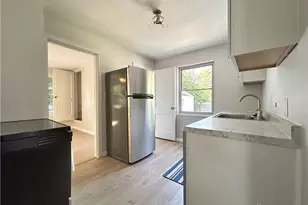 321 E Dorothy Ln, Dayton, OH 45419 - Photo 9