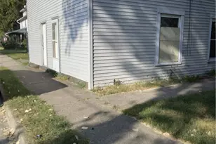 4 Pleasant Ave, Trotwood, OH 45426 - Photo 3