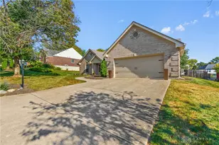 3852 W Franklin St, Bellbrook, OH 45305 - Photo 3