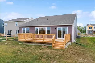 140 Kenneth Hamilton Way, Yellow Springs Vlg, OH 45387 - Photo 25