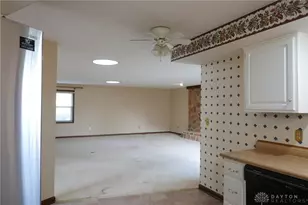 199 Finsbury Ln, Troy, OH 45373 - Photo 7