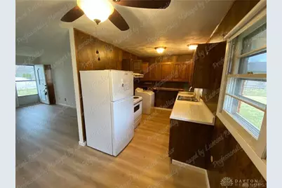 563 Buttercup Avenue, Vandalia, OH 45377 - Photo 5