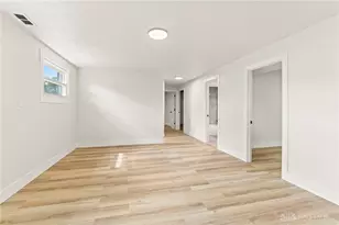 1015 Van Arden Dr, Vandalia, OH 45377 - Photo 27