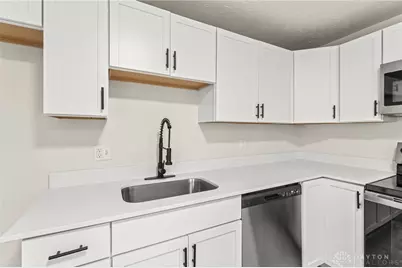 1015 Van Arden Drive, Vandalia, OH 45377 - Photo 11