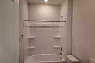 2968 Hoying Dr, Troy, OH 45373 - Photo 5