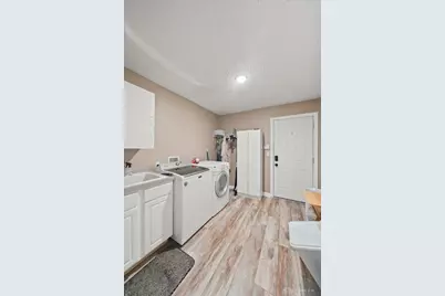 6160 Edwardsville Road, Blanchester, OH 45107 - Photo 17