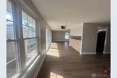 5873 Troy Villa Boulevard, Dayton, OH 45424 - Photo 9