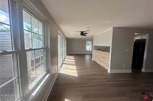 5873 Troy Villa Blvd, Dayton, OH 45424 - Photo 9