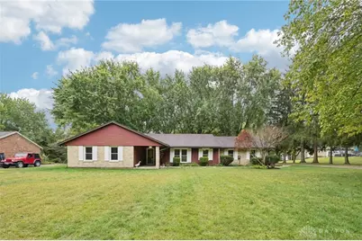 199 Fairfield Pike, Enon Vlg, OH 45323 - Photo 5