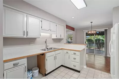 154 Queens Crossing, Dayton, OH 45458 - Photo 15