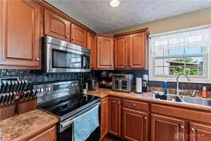 680 Loxley Ln, Troy, OH 45373 - Photo 13