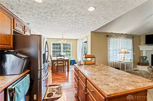 680 Loxley Ln, Troy, OH 45373 - Photo 9