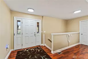 680 Loxley Ln, Troy, OH 45373 - Photo 5