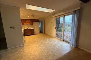 432 Scarborough Ct, New Lebanon, OH 45345 - Photo 11