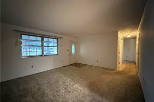 432 Scarborough Ct, New Lebanon, OH 45345 - Photo 13