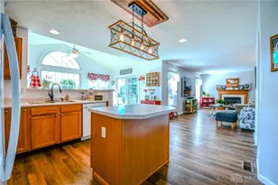 145 Kitty Hawk Dr, Springboro, OH 45066 - Photo 15