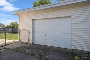 5664 Mayville Dr, Dayton, OH 45432 - Photo 3