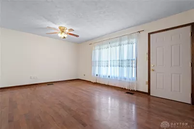 5664 Mayville Drive, Dayton, OH 45432 - Photo 9