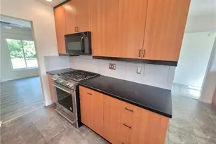 645 Brookfield Rd, Dayton, OH 45429 - Photo 7