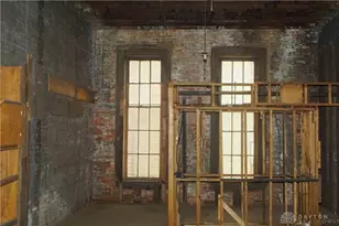 138 E 3rd St, Dayton, OH 45402 - Photo 3