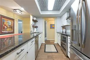 1310 Partridge Run Cir, Dayton, OH 45429 - Photo 17