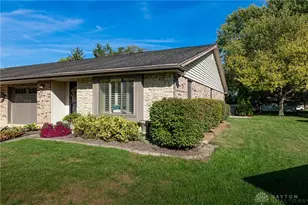 1310 Partridge Run Cir, Dayton, OH 45429 - Photo 3