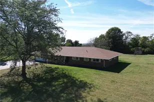 1105 Mockingbird Ln, Turtlecreek Twp, OH 45036 - Photo 3